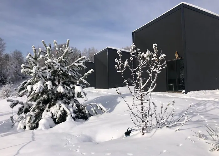 Nest In Garana - Cardinal House